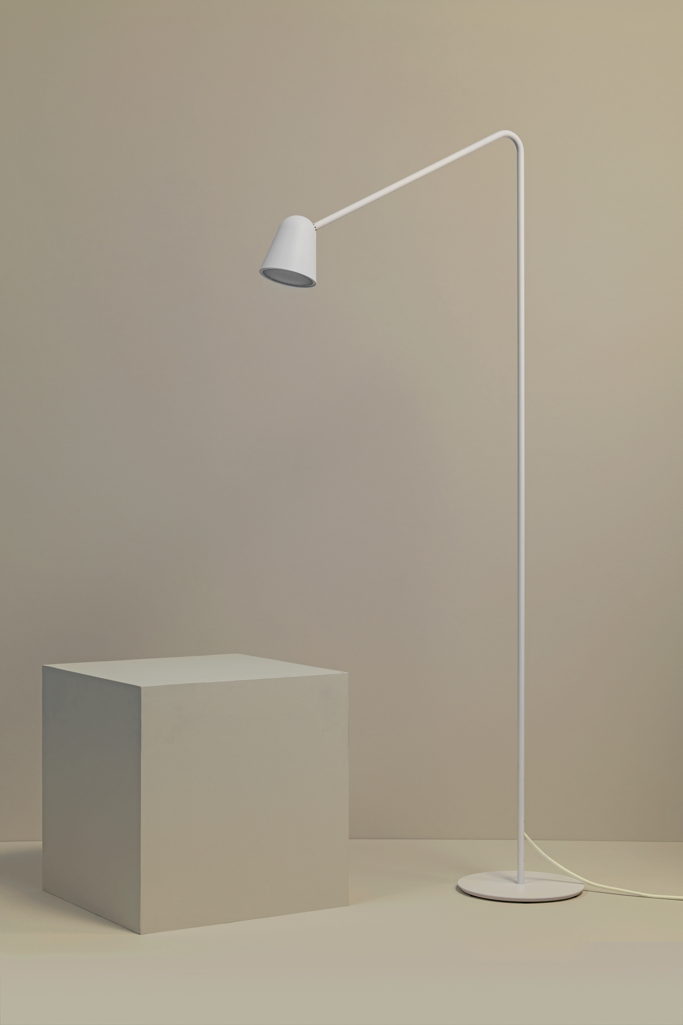 Formagenda_CHAPLIN Floor_01
